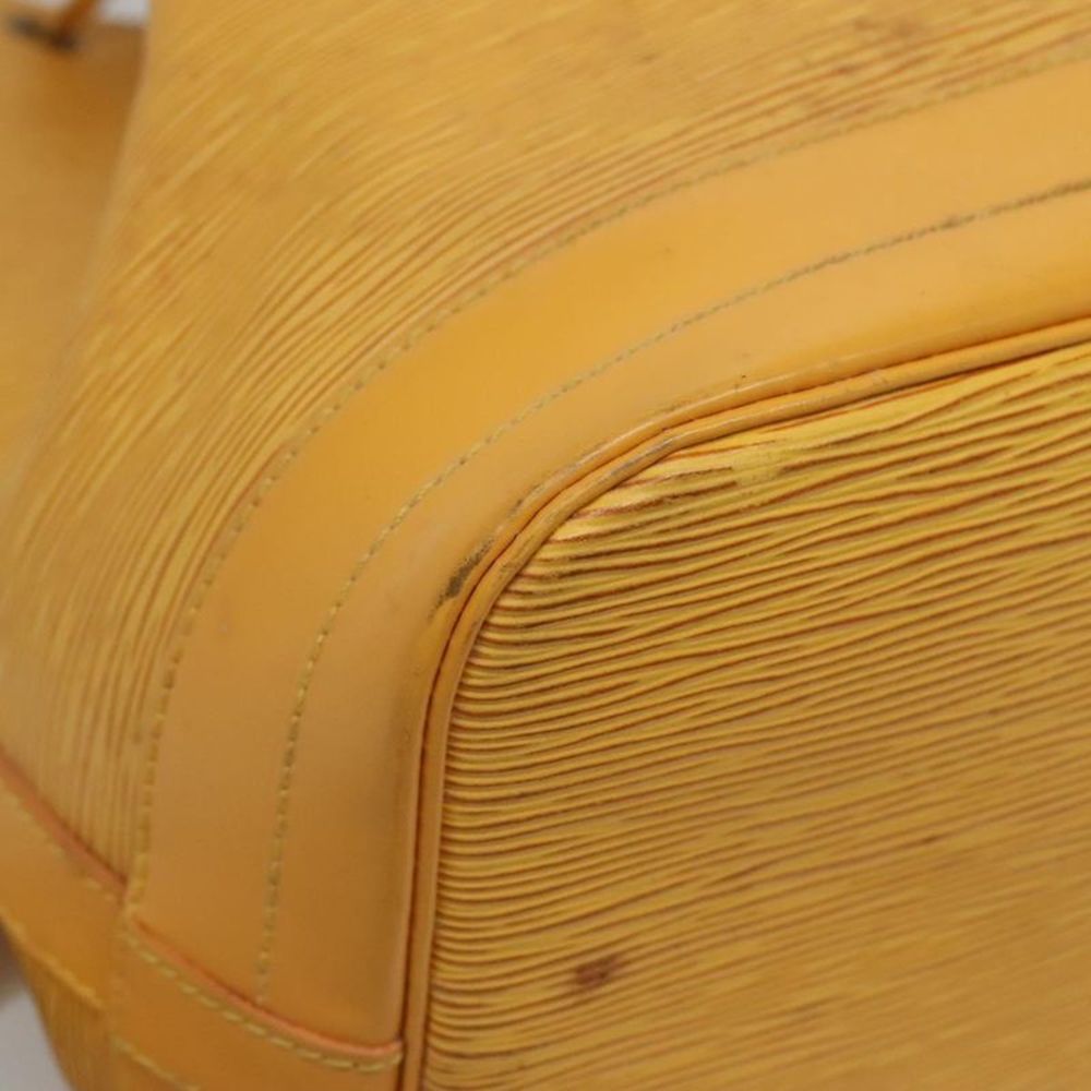 Louis Vuitton Noé Yellow Leather Shoulder Bag (Pre-Owned) - Picture 10 of 16